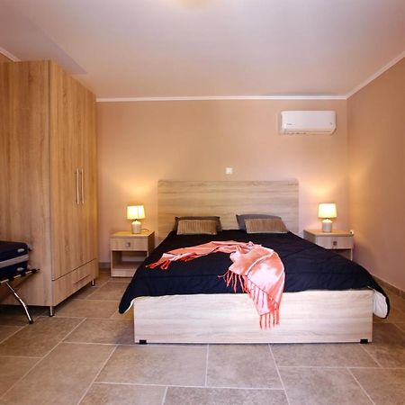 Gk Mediterranean Village - Airport Free Shuttle By Gk Properties Markópoulon Zewnętrze zdjęcie